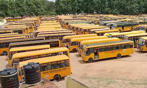 பள்ளி வாகனங்களுக்கு விரைவில் வழிகாட்டு நெறிமுறைகள்: போக்குவரத்து ஆணையர்