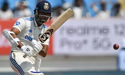 ராஜ்கோட்டில் சதம் விளாசிய ஜெய்ஸ்வால்: அடுத்தடுத்து அதிரடி