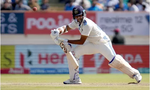 சதத்தை தவறவிட்ட சுப்மன் கில்: 4ம் நாள் உணவு இடைவேளையில் இந்தியா 314/4