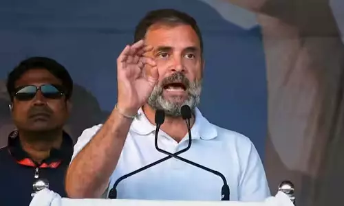 உத்தரபிரதேசத்தில் வேலையின்மையால் இளைஞர்கள் திண்டாட்டம்- ராகுல்காந்தி குற்றச்சாட்டு