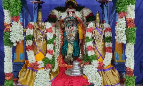 சனிக்கிழமை தோறும் சிறப்பு அபிஷேகம்