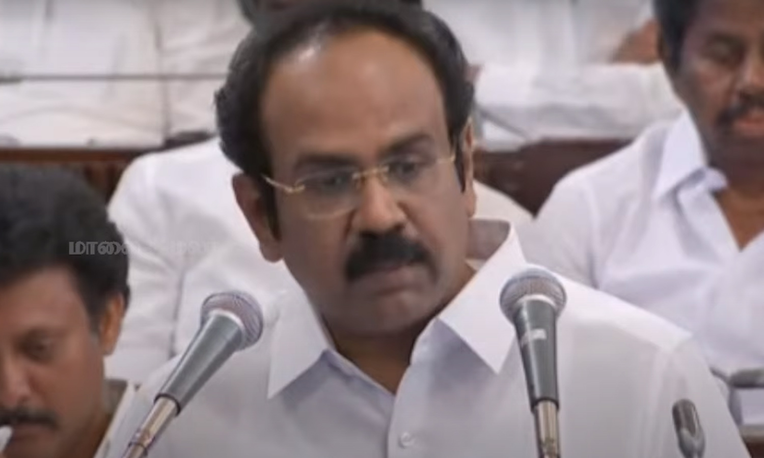 தமிழக பட்ஜெட்:  ஜூன் மாதத்திற்குள் 10 ஆயிரம் அரசு பணியிடங்கள் நிரப்பப்படும்