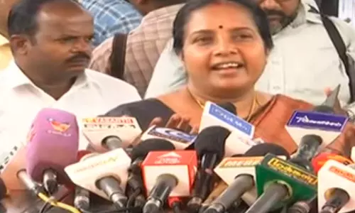 மத்திய அரசின் திட்டங்களை வேறு பெயர்களில் அறிவிக்கிறார்கள்