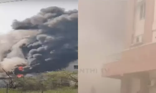 மாதவரம் அருகே டயர் சேமிப்பு கிடங்கில் தீ விபத்து