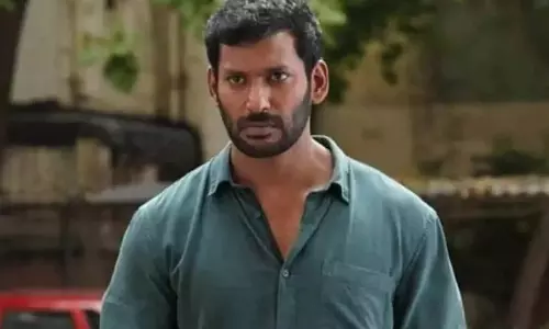 ஒரு பெரும் முட்டாள் விளம்பரத்திற்காக இதை செய்திருக்கிறார்- நடிகர் விஷால்