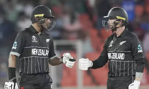 காயமடைந்த கான்வே, ரவீந்திரா- அதிர்ச்சியில் சிஎஸ்கே ரசிகர்கள்