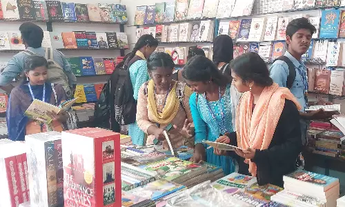 திருவள்ளூரில் புத்தக கண்காட்சி தொடங்கியது