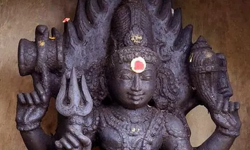 வழிபாட்டு முறை:-