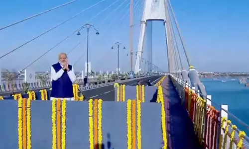 இந்தியாவின் மிக நீண்ட கேபிள் பாலத்தை திறந்து வைத்தார் பிரதமர் மோடி
