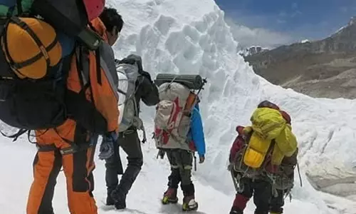 எவரெஸ்ட் சிகர மலையேறும் வீரர்களுக்கு புதிய கட்டுப்பாடு