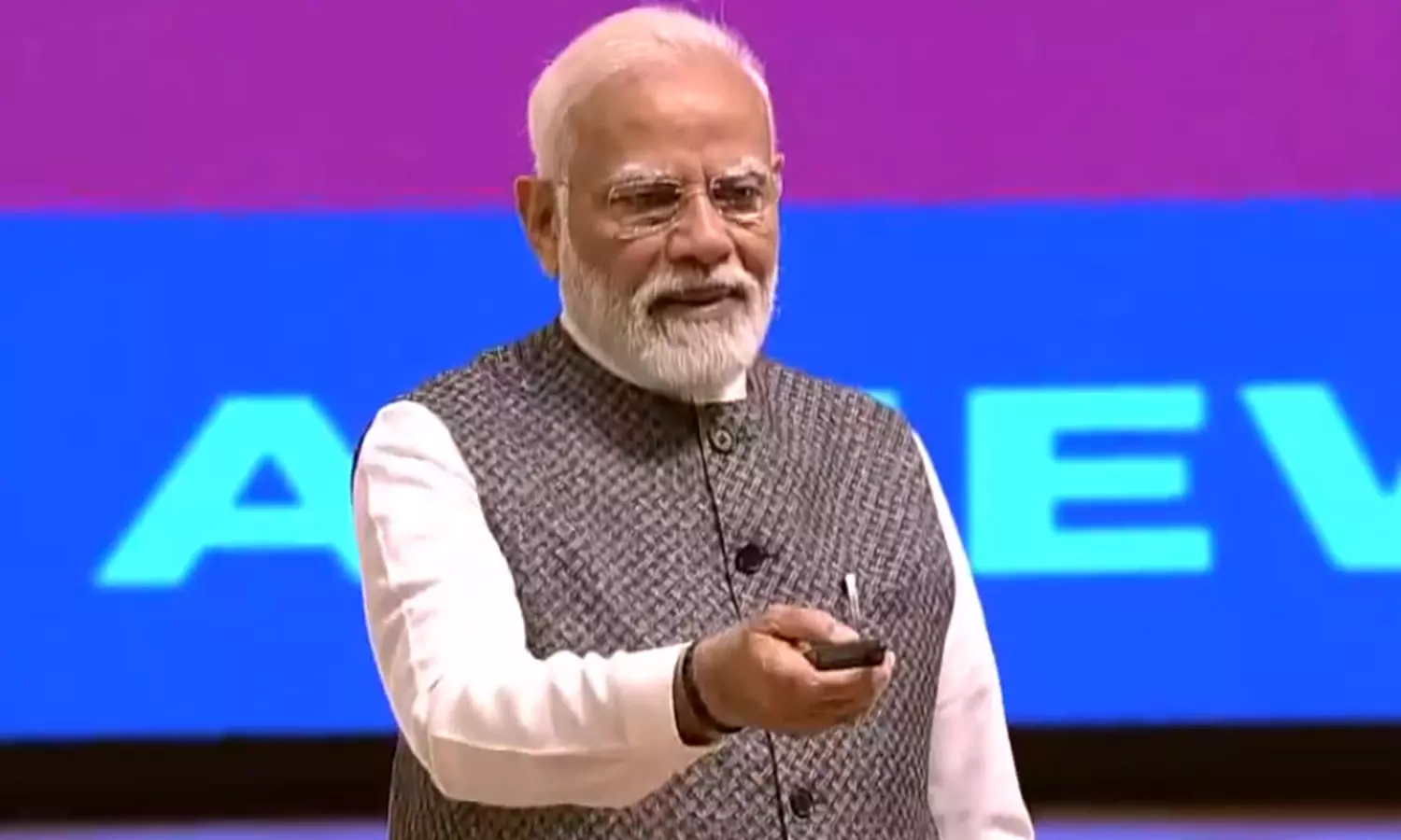 டெல்லியில் பாரத் டெக்ஸ்-2024 கண்காட்சியை தொடங்கி வைத்தார் பிரதமர் மோடி டெல்லியில் பாரத் டெக்ஸ்-2024 கண்காட்சியை தொடங்கி வைத்தார் பிரதமர் மோடி