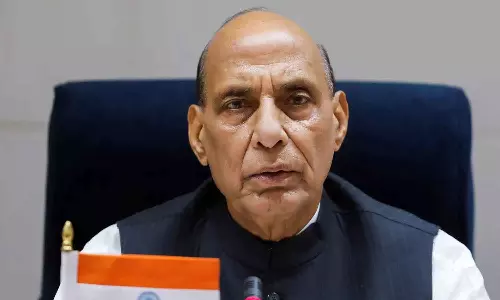 பா.ஜனதா கூட்டணி குறித்து ராஜ்நாத்சிங் ஆலோசனை- திருப்பதியில் போட்டியிட தீவிரம்