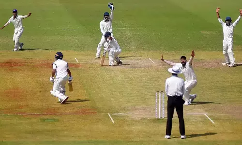 ரஞ்சி கிரிக்கெட்: 4 ரன்கள் வித்தியாசத்தில் ஆந்திராவை வீழ்த்தி அரையிறுதிக்கு மத்தியப் பிரதேசம் தகுதி