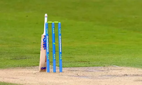 மூத்தோர் உலக கோப்பை கிரிக்கெட்: இங்கிலாந்து- ஆஸ்திரேலியா முன்னிலை