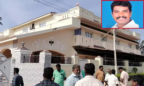 அதிமுக முன்னாள் எம்எல்ஏ வீட்டில் லஞ்ச ஒழிப்பு போலீசார் சோதனை