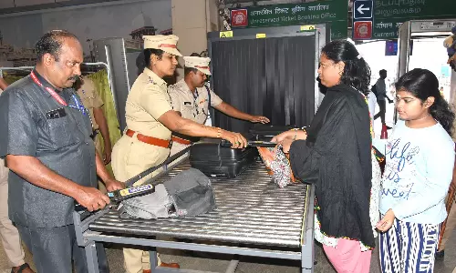 பெங்களூரு குண்டு வெடிப்பு சம்பவம் எதிரொலி:  தமிழகத்தில் போலீசார் உஷார்