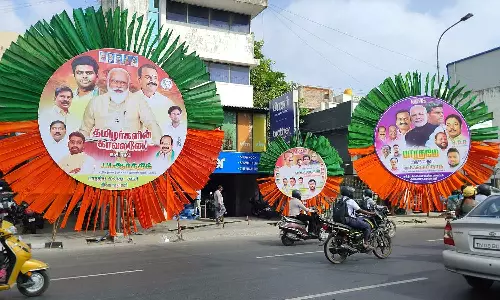 நந்தனம் கூட்டத்தில் பங்கேற்கும் பிரதமர் மோடி- சென்னையில் குவியும் பா.ஜனதா தொண்டர்கள்