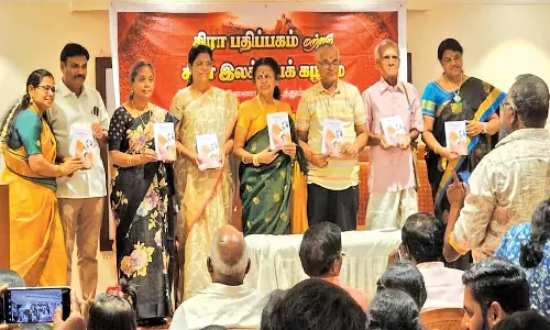 சிரா பதிப்பகம்- சிரா இலக்கியக் கழக மகளிர் தின விழாவில் பெண்ணே பேசு நூல் வெளியீடு