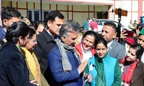 பெண்களுக்கு மாதம் ரூ.1500 வழங்கும் திட்டம்: தமிழ்நாட்டை பின்பற்றும் இமாச்சலப்பிரதேசம்