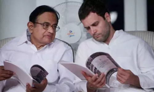 10 லட்சம் பேருக்கு அரசு வேலை- காங்கிரஸ் தேர்தல் அறிக்கையில் அறிவிக்கப்படுகிறது