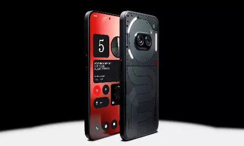 வேற லெவல் அம்சங்கள்.. அசர வைக்கும் விலை- நத்திங் போன் 2a அறிமுகம்!