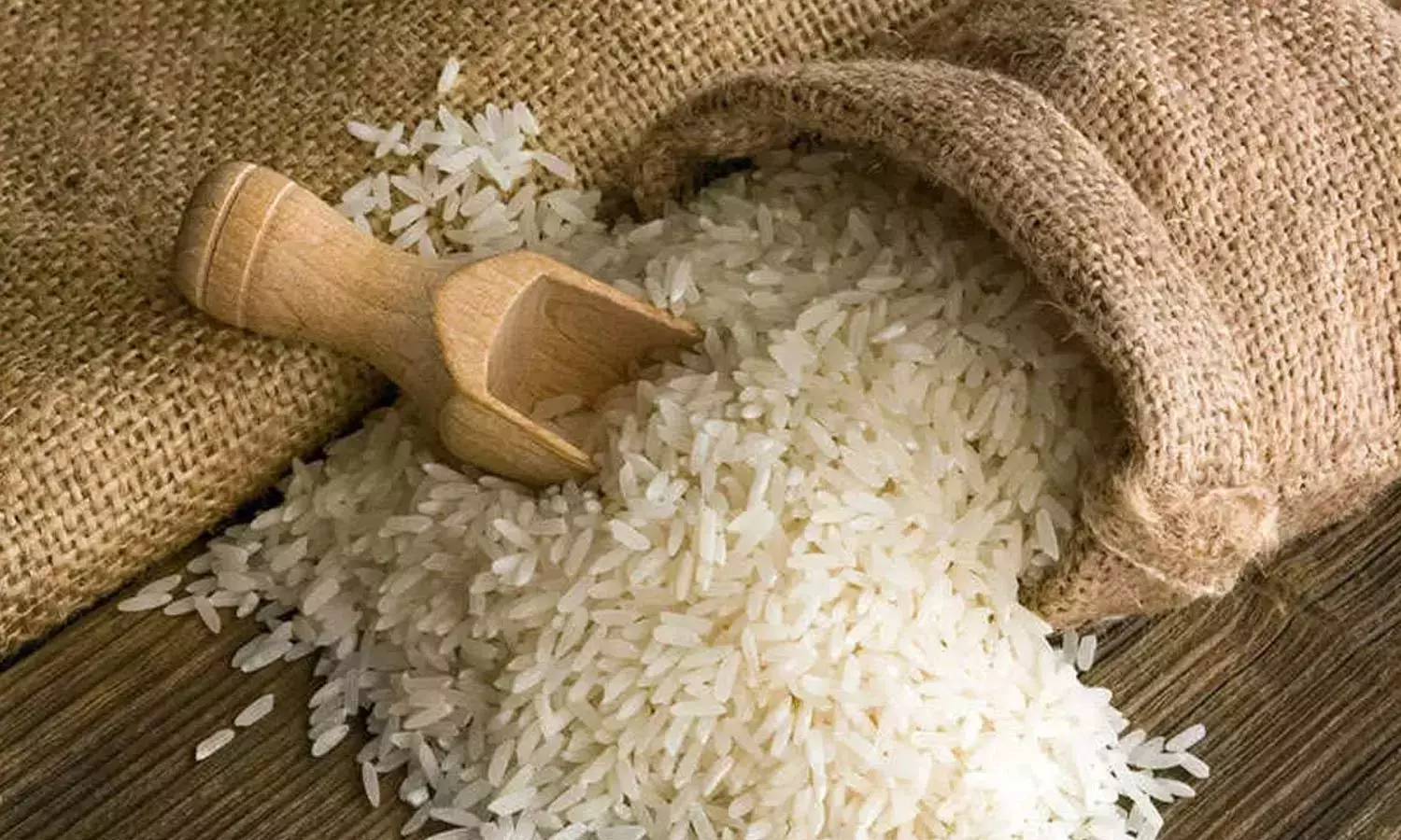 ஊழல் புகார் எதிரொலி: உணவு ஆணைய தலைவர் உள்பட 138 பேர் சஸ்பெண்ட்