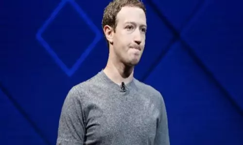 முடங்கிய இன்ஸ்டா, பேஸ்புக்: ரூ.25 ஆயிரம் கோடி இழந்த மார்க்