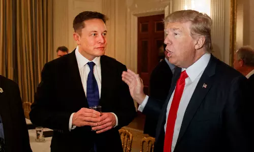 அமெரிக்க அதிபர் தேர்தல்: டிரம்பிற்கு நிதியுதவி அளிக்கிறாரா மஸ்க்?