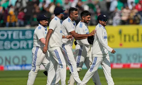 குல்தீப் யாதவின் வேண்டுகோளை ஏற்க மறுத்த அஸ்வின்: வைரலாகும் வீடியோ