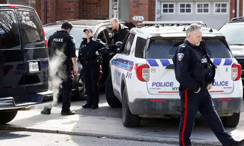 கனடாவில் இலங்கையை சேர்ந்த 4 குழந்தைகள் உள்பட 6 பேர் குத்திக்கொலை