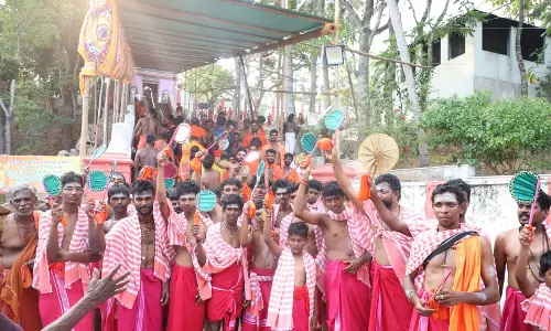 திருநீற்று பையுடன் 2-வது நாளாக நடந்த சிவாலய ஓட்டம்