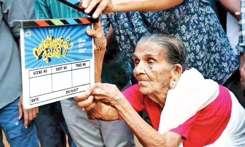 மலையாள சினிமாவில் 99 வயதில் நடித்த மூதாட்டி- நடித்ததற்கு வாங்கிய சம்பளத்தை என்ன செய்தார் தெரியுமா?