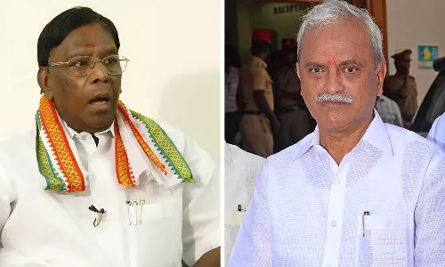 காங்கிரஸ் வேட்பாளர் யார்? நாராயணசாமி-வைத்திலிங்கம் இடையே கடும் போட்டி