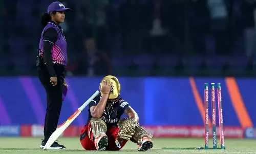 பரபரப்பான ஆட்டத்தில் ஆர்சிபி-ஐ ஒரு ரன்னில் வீழ்த்தி டெல்லி கேப்பிட்டல்ஸ் த்ரில் வெற்றி