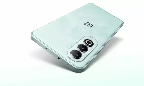 ஏப்ரலில் இந்தியா வரும் ஒன்பிளஸ் ஸ்மார்ட்போன் - எந்த மாடல்?