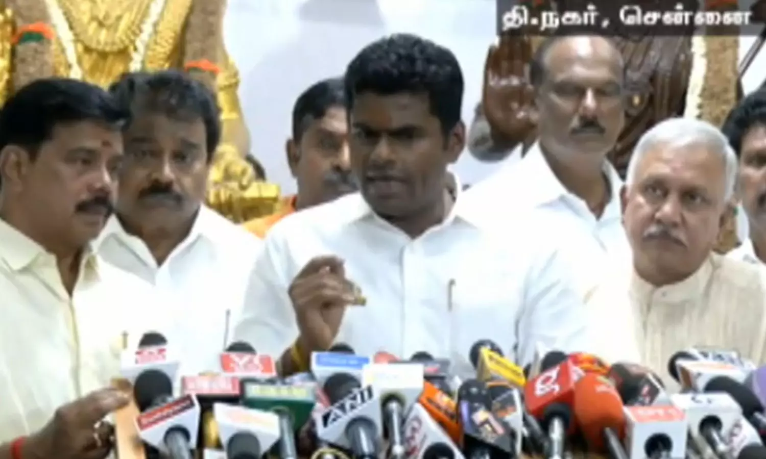சி.ஏ.ஏ. சட்டத்தில் உள்ள தவறு, குளறுபடி என்ன? - மு.க.ஸ்டாலின் விளக்குவாரா?