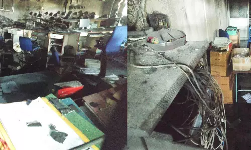 வங்கியில் தீ விபத்து-  பல லட்சம் மதிப்பிலான பொருட்கள் எரிந்து சேதம்