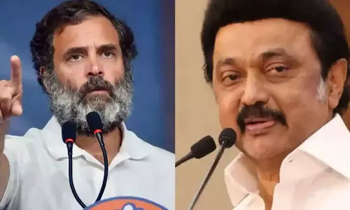 தி.மு.க. கேள்வியால் திக்கு முக்காடும் காங்கிரஸ்: தொகுதிகளை தர தயார், வேட்பாளர்களை மாற்ற தயாரா?