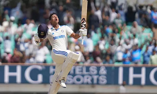 பிப்ரவரி மாதத்திற்கான சிறந்த வீரர் விருது வென்றார் ஜெய்ஸ்வால்