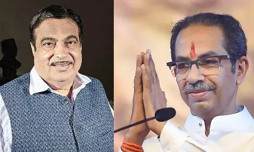 அவமதிக்கப்பட்டால் எங்களுடன் வந்து விடுங்கள்: நிதின் கட்கரிக்கு அழைப்பு விடுத்த உத்தவ் தாக்கரே