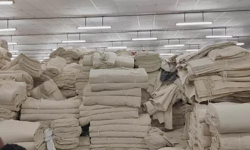 நூல் விலை உயர்வால் ஜவுளி உற்பத்தி பாதிப்பு