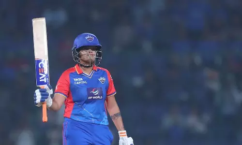 பெண்கள் பிரீமியர் லீக்: குஜராத் அணியை எளிதாக வீழ்த்தியது டெல்லி கேப்பிட்டல்ஸ்