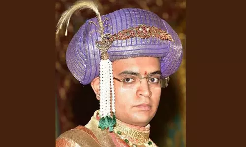 நீண்ட இடைவேளைக்கு பிறகு மீண்டும் அரசியல் பிரவேசம்: பா.ஜ.க. சார்பில் தேர்தலில் போட்டியிடும் மைசூர் மன்னர்