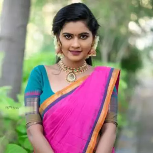 தீபா பாலு