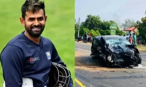 கார் விபத்தில் சிக்கிய இலங்கை வீரர் லஹிரு திரிமன்னே
