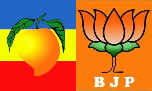 பா.ஜனதா கூட்டணிக்கு பா.ம.க. மாவட்ட செயலாளர்கள் கடும் எதிர்ப்பு