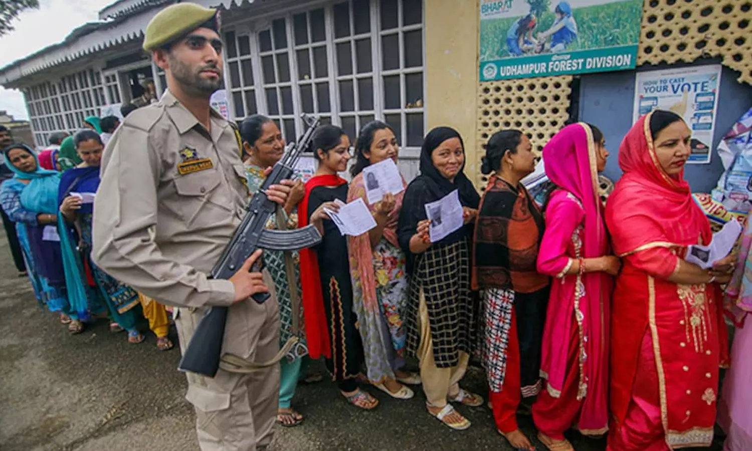 ஜம்மு காஷ்மீரில் 5 கட்டங்களாக நடைபெறும் மக்களவை தேர்தல் ஜம்மு காஷ்மீரில் 5 கட்டங்களாக நடைபெறும் மக்களவை தேர்தல்