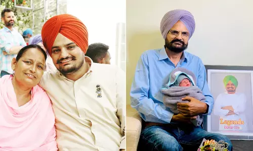 மறைந்த பாடகர் சித்து மூஸ் வாலாவின் பெற்றோருக்கு ஆண் குழந்தை பிறந்தது