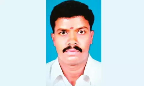 அ.தி.மு.க. நகர செயலாளர் அடித்துக்கொலை