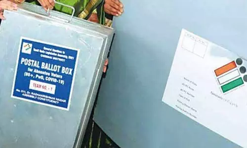 திருப்பூரில் முதியோர்களுக்கு 12டி படிவம் விநியோகம்